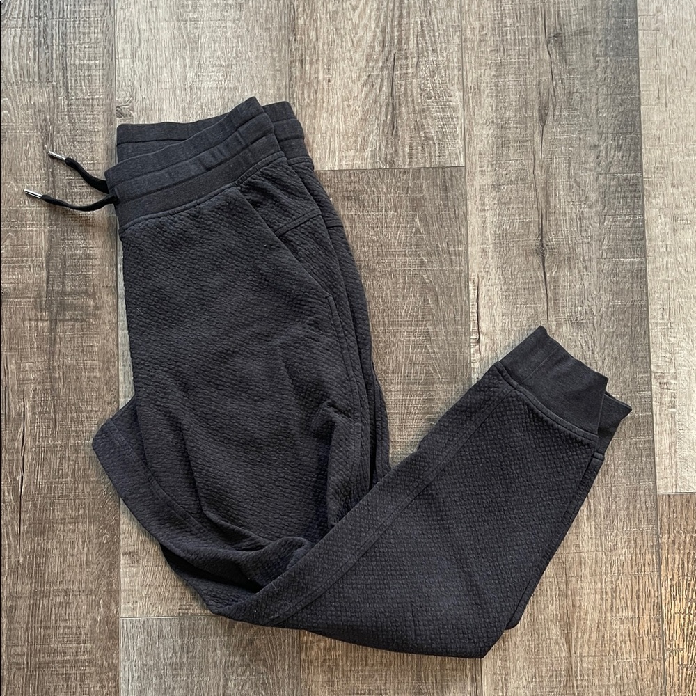 LULULEMON JOGGERS